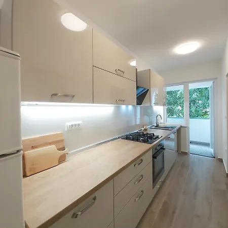 Point Apartamento Pula