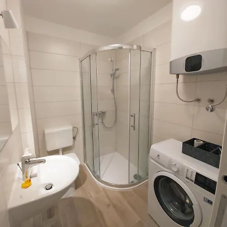 Point Apartamento Pula