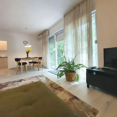 Point Apartman *